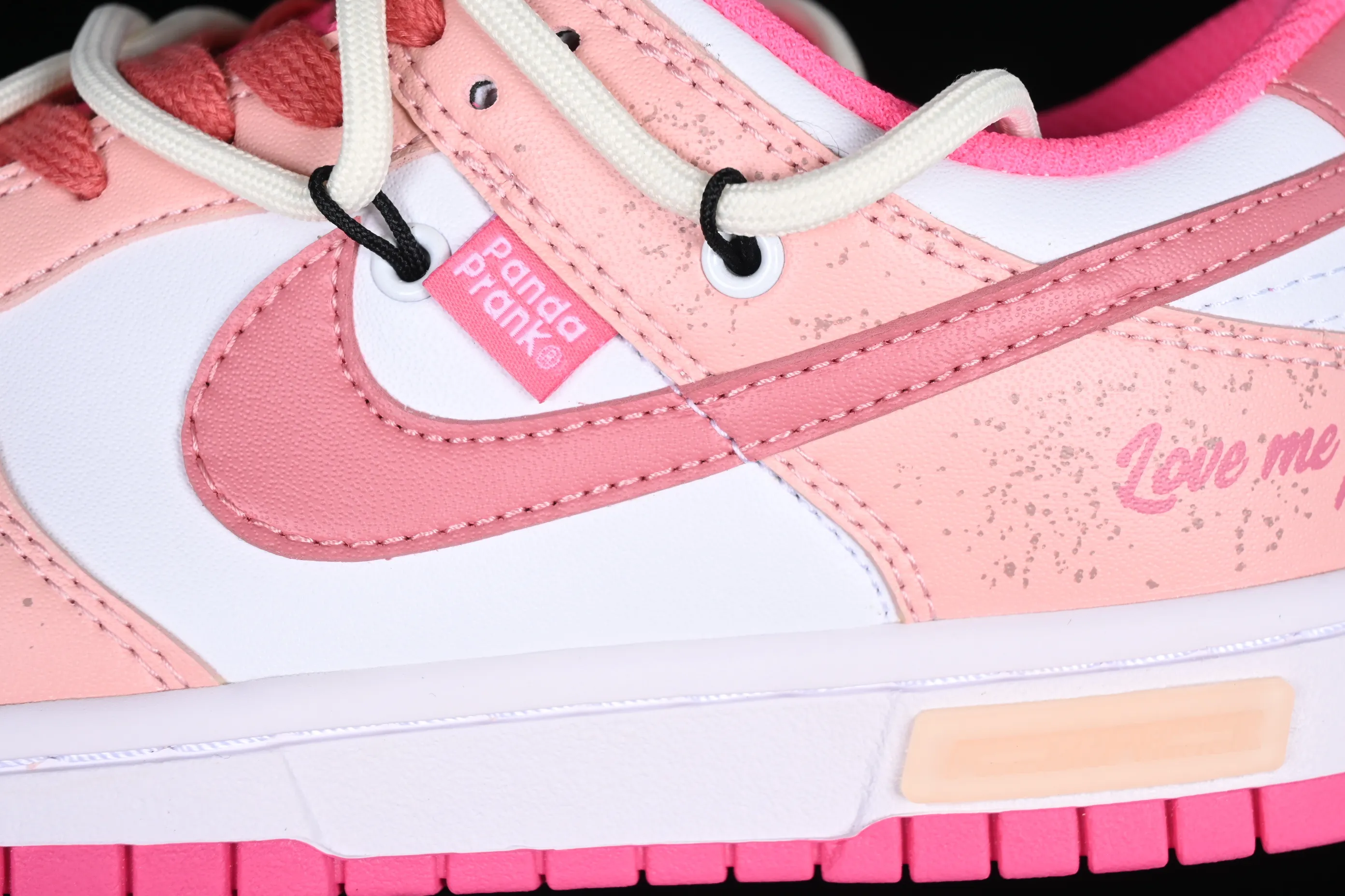 All Categories Nk SB Dunk Series Nk SB Dunk Low Low-top sneakers Nk Dunk Low Panda Prank Summer Theme Zhuyan Noodles Old Retro SB Strap Low-top Casual Shoes DZ5196-600
